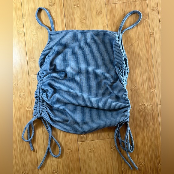 Tops - Adjustable pastel blue crop top